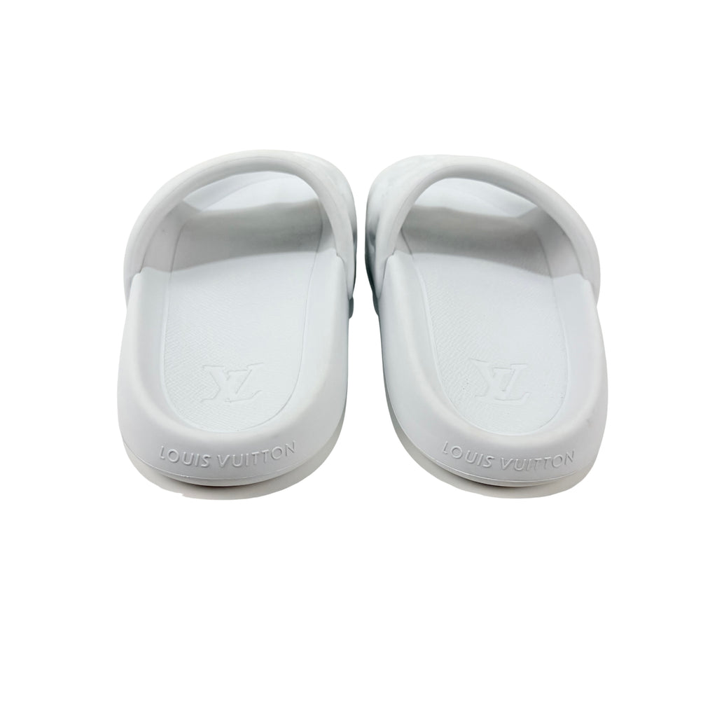 LOUIS VUITTON Waterfront Slippers/Slide/Mule Pool Rubber Strap Embossed Monogram pattern(Size 42)