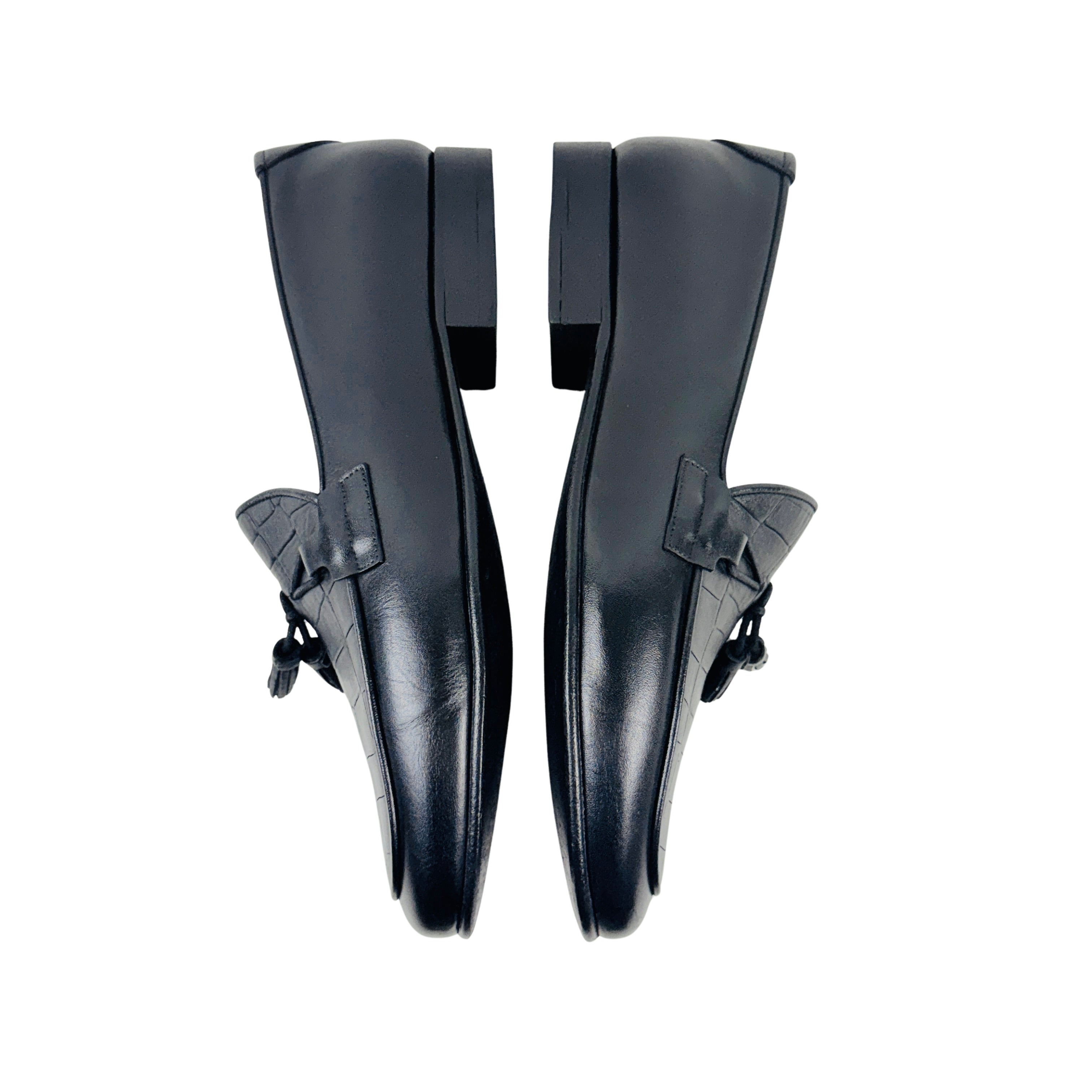TOM FORD Tassel Loafers/Moccasins Crafted From Black Embossed Leather (Size 40)