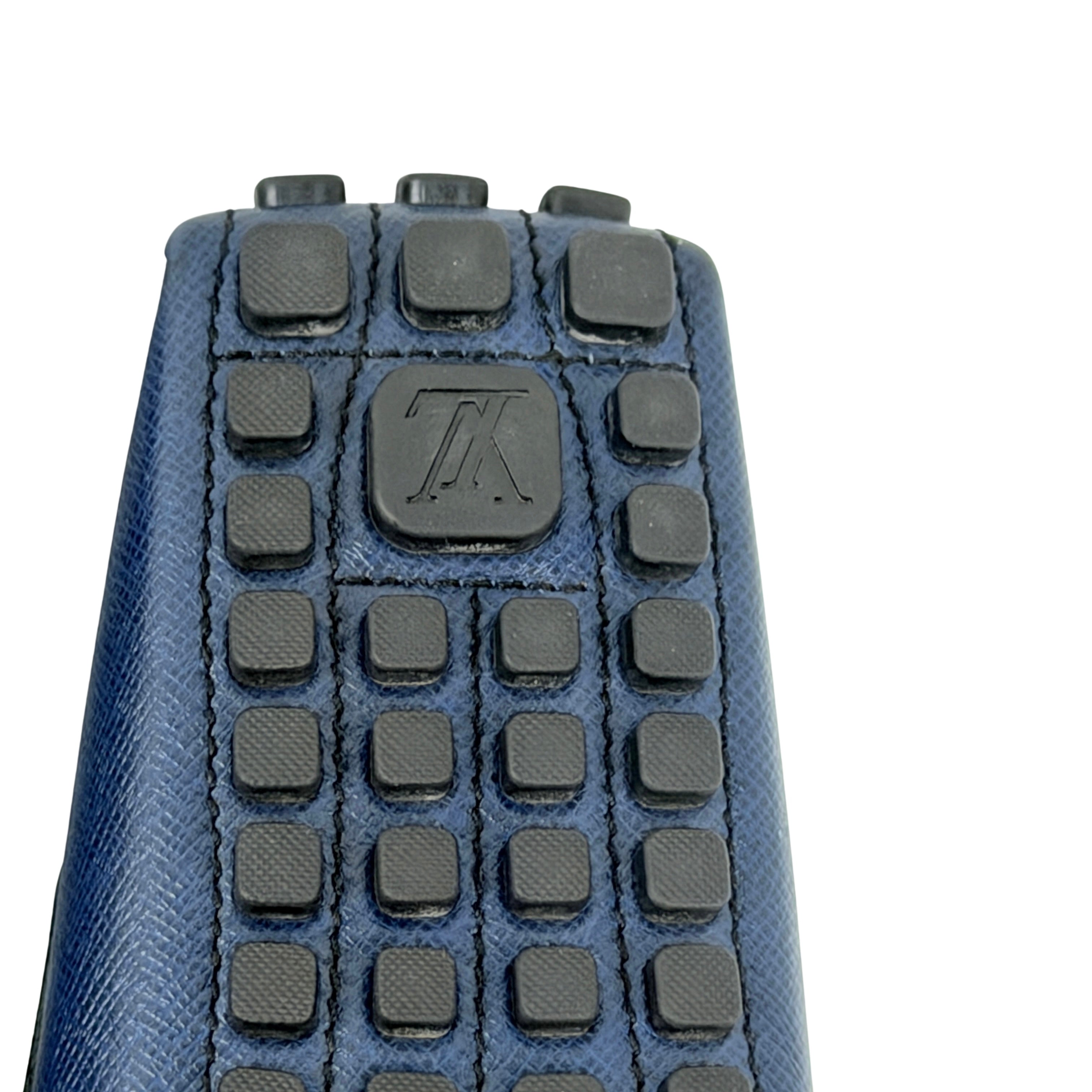 LOUIS VUITTON Arizona Driving/Loafer/Moccasins Navy Blue Taiga Leather Silver Hardware (Size 44)